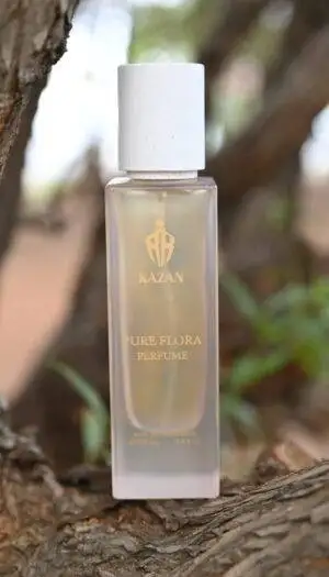 عطر بيور فلورا نسمات زهرية ناعمة